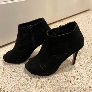 Black stiletto Heels